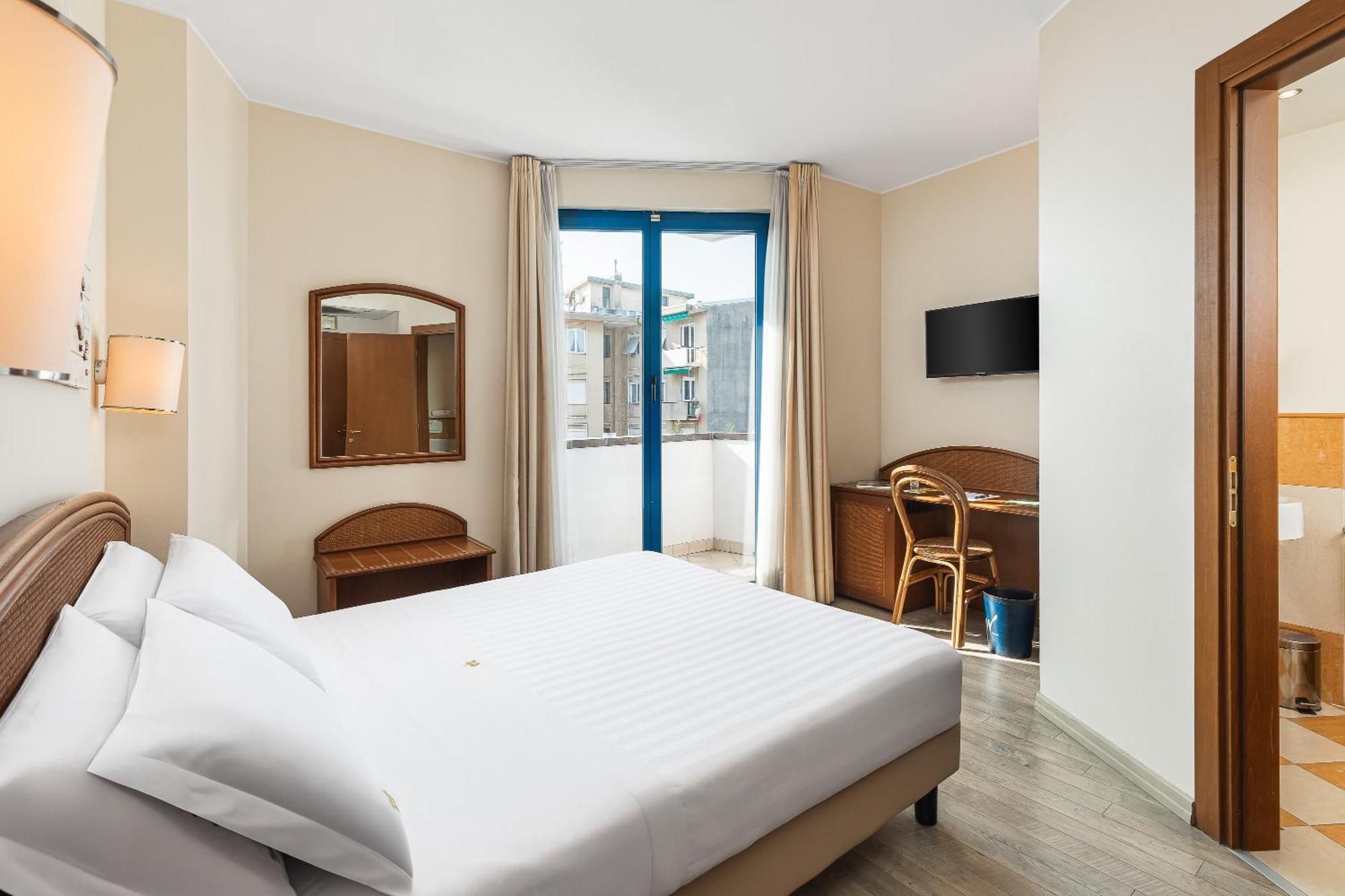 Welcome Hotel لينيانو الغرفة الصورة